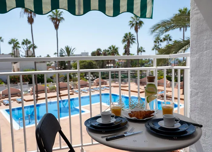 Apto El Mirador Адехе